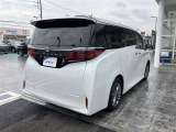 全国のトヨタディーラーにて保証が受けられるロングラン保証が1年間無料でつきます。別途費用にて3年間に延長できます。