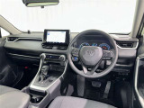 運転席まわりです。 各操作スイッチは使いやすい位置に配置されてます。