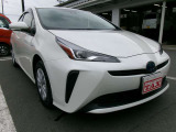 プリウス 1.8 S E-Four 4WD 