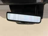 後方確認をミラーではなくカメラ映像で確認出来るデジタルインナーミラーを搭載!荷物があり、後方確認が出来ない時や雨天時などにとても便利☆