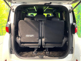 【パワーバックドア】スマートキーや運転席のボタンを押すだけでリアゲートが自動で開閉します!荷物を持っている時や、高い位置にあるバックドアを閉める際に便利な機能です♪