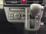 オートエアコンで操作も簡単です♪寒い冬も暑い夏でも車内快適!