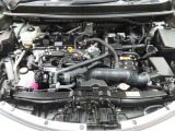 普段はあまり見ないエンジンルーム内も綺麗に仕上げています。見えないところも清潔に保ちたいですよね。