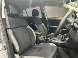 運転席も広々としており運転しやすい環境を実現しています☆室内クリーニングも実施済みです。