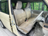 運転席シート廻りは使用感も少なく、良好な状態となっています。丁寧に使われていたことがよくわかりますね。
