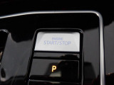 スタートボタンを押すだけでエンジンの始動、停止ができます。