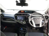 オシャレなインテリアで運転する気分も盛り上がりますよね^^