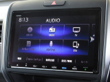 ナビゲーションは純正9インチメモリーナビ(VXM-217VFNi)を装着しております。AM、FM、CD、DVD再生、Bluetooth、音楽録音再生、フルセグTVがご使用いただけます。