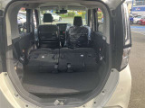 開口部の広いラゲージスペースは、ゴルフバックなどの荷物もラクラク積み込めます。