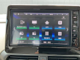 日産純正9インチメモリーナビ(MM223D-L)装備。スマートフォンによる部分地図更新、Bluetooth接続での音楽視聴、快適な画面操作と高音質なオーディオ再生。