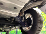 お車を安心してお乗りいただく為には、足回りの定期点検が欠かせません。サービスサポート(有償保証)では無料点検もご提供しており、安心のカーライフをお過ごしいただけるサポート体制が整っています。