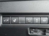視認性の高い位置に各種運転支援スイッチを配置しております。