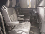ゆとりある広々とした車内空間は、ドライブを始め買い物やレジャーなど、幅広く活躍します。一人でもみんなとでもお出かけを楽しみましょう!