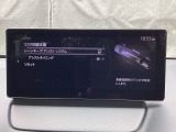 ハンドル操作をアシストすることにより車線からの逸脱回避を支援します。