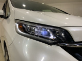 LEDヘッドライトで夜道も安心!