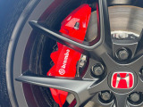 【ブレンボ製キャリパー】ハイパワー車両には強力なブレーキが必須!世界のスーパーカーにも採用されるイタリアの高級メーカー「ブレンボ」を装着!色鮮やかなキャリパーがスポーティな印象を引き立てます♪