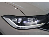 LEDヘッドライト+LEDテールランプ付き。高い視認性を確保しながら、消費電力の少なさと長寿命を実現させた次世代のライトです。