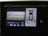 バックカメラ搭載です!車庫入れが苦手な人はもちろん、車両感覚に自信がある人にもお勧めです!見えない箇所が見えるようになるので、低い障害物や隠れてしまっている子供の存在等にも気付く事が出来ます。