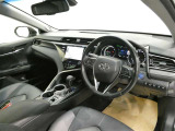 ご覧の車両以外にも多数のU-Carを展示販売しております。