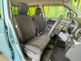運転席シート廻りは使用感も少なく、良好な状態となっています。丁寧に使われていたことがよくわかりますね。