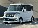 スポーティな外観と質感の高いインテリアを採用したマツダの軽自動車