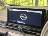 【メーカー純正12.3.型ナビ】インテリアに溶け込むスタイリッシュな「専用設計」メーカーナビを装備♪視認性や操作性など基本性能にも優れ、より上質なカーライフをお楽しみいただけます。