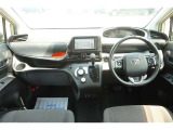 すっきりとした運転席回り☆