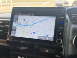 インテリアに馴染む純正ナビがついております。Honda自慢のインターナビは渋滞情報だけでなく天気情報、災害情報、安否情報など多彩な情報をご提供するHonda独自の「通信型ナビ」となっております。