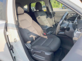 ドライバーによって運転しやすいポジションは異なり、あの車はどうなのか不安なこともありますよね。気になるお車は店頭で乗り込んでご確認いただけます♪