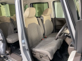 乗降がしやすい運転席。高さが調節できて小柄な方でも運転しやすいポジションをとることができます。