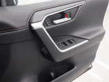 【クルマの状態を徹底検査して公開】中古車の総合評価や内外装の状態などをひと目で分かるよう、プロの検査員が実施した車両検査証明書をご用意しています。