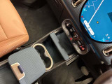 ◆LIBERALAは、輸入車選びの新たなスタイルを提案するインポート・セレクト・ブランドです。オーナー様となる方がクルマから直接感じる感性を第一にした、最良の一台との出会いをコーディネートいたします。