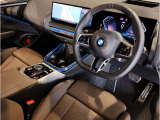 ☆センターパネルを運転席側に僅かに傾けたBMW独特のインパネ☆【駆け抜ける歓び】はここからもスタートしております☆