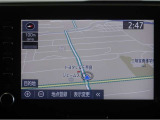 直感的に操作出来るナビゲーションを搭載。ルート案内が分かりやすく、運転中のストレスを軽減します。目的地までスムーズに導いてくれる、実用性の高い装備です。