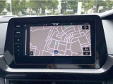 スマートフォン用アプリ[Apple CarPlay][Android Auto]対応の純正ナビ Discover Pro を装備、ラジオのほか、USB、Bluetoothハンズフリー通話にも対応。