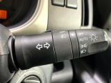 【オートライト】周りの明るさに応じて自動でヘッドライトの点灯・消灯ができる機能です!ライトの付け忘れ・消し忘れなどが無くなり、雨の日や夕方の走行も安心!トンネル通過時も便利ですね♪