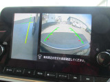 スイッチ操作により、「トップビュー」「フロントビュー」「サイドブラインドビュー」を切り替えが可能です。