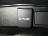 【充電用USB端子】デバイスの充電に便利です。※実際の接続端子は写真で確認or店舗までご気軽にお問合せください♪