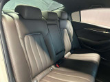 車内もキレイで嫌な臭いもありません☆気になる方は内装のスチームクリーナーも施工可能です♪