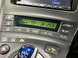 寒い冬も暑い夏も全席に快適な空調を届けてくれる、ダイヤル式エアコンを装備♪