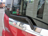 キズ・へこみ修理もお任せください!お見積・代車も無料です!事前見積で安心・丁寧にご説明後、お客様が納得いただき、修理代金が確定してからの作業になりますので、追加料金等は一切ございません!