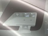 【トヨタセーフティセンス】走行中に前方の車両等を認識し、衝突しそうな時は警報とブレーキで衝突回避と被害軽減をアシスト。より安全にドライブをお楽しみいただけます。