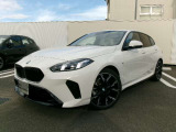 群馬BMWプレミアムセレクション館林は認定中古車販売のスペシャリストとして品質へのこだわり、特に喫煙歴の無いだれもが気持ちよく購入検討いただける車両を展示しております。遠方からもお問い合わせください。