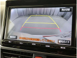 バックガイドモニターで、後方を確認しながら安心して駐車することができます。運転初心者も熟練者も必須の機能ですよ!
