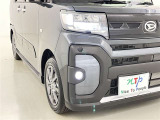 フォグランプ装着車です。暗い夜道の車両前方を明るく照らします