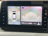 【アラウンドビューモニター】車を上から見下ろしているかのような映像で周囲の状況がひと目で確認、狭い駐車場に駐車するときも安心です♪