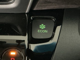 ★ECONスイッチ★ エコドライブを加速しよう!スイッチをONにすると、運転の仕方によるロスを抑え込み燃費をよくするようクルマが頑張ります(*^ー^*)燃費向上にチャレンジ♪