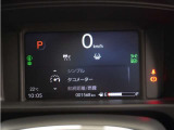 7インチの液晶メーターで、速度表示やHonda SENSING作動表示などを、分かりやすく表示 見やすさを追求したメーターです。