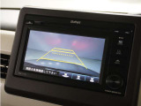 ◆バックカメラ◆リバースにするだけで映ります、後方の安全確認や、狭い駐車場での車庫入れ、雨の日や夜間など視界の悪い時に便利です!安全にバックする為には欠かせない装備です。