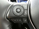 Bluetooth接続でハンドルを握ったままステアリングスイッチで電話のワイヤレス通信が可能です。